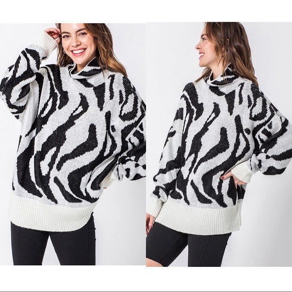 ♦️High Neck Zebra Print Sweater - Picture 6 of 6